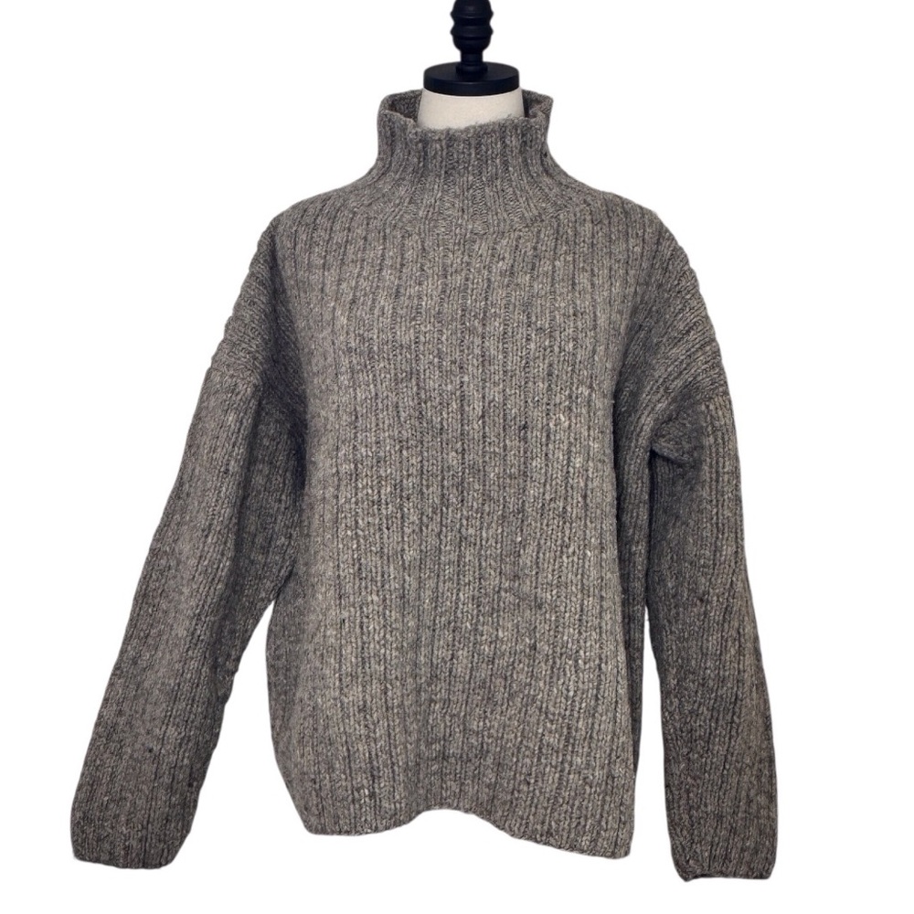 Country Life 100% Wool Tan Gray Ribbed Sweater Size Large